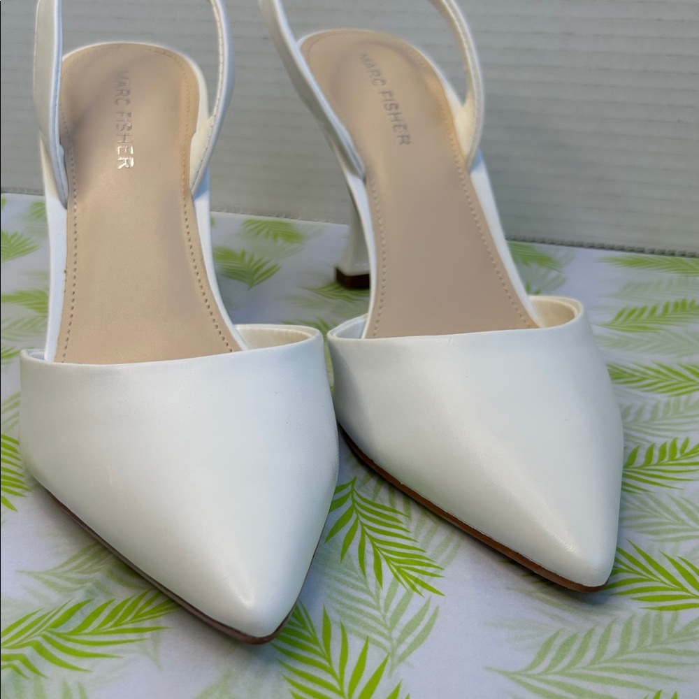 Marc Fisher White Slingback Heels – Style MFHAE DYA – Size 8.5M - Picture 3 of 10